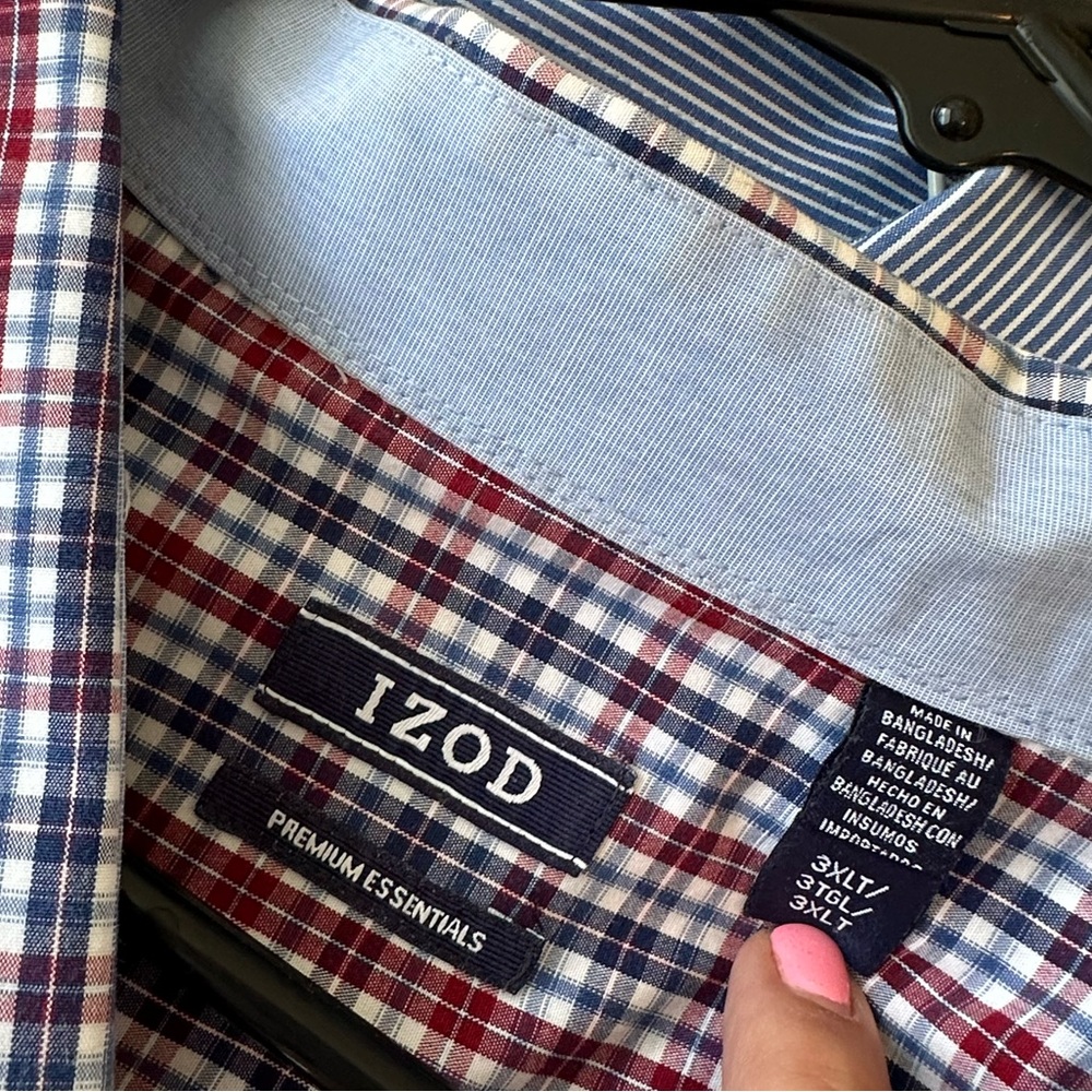 Men’s IZOD button down dress shirt.